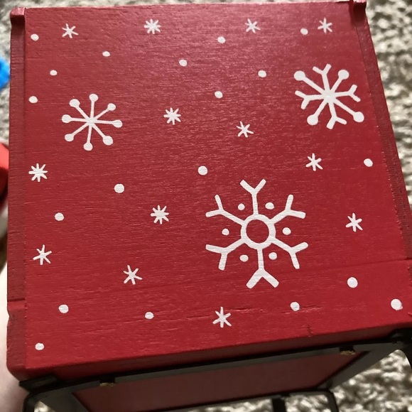 Target Wondershop Sleigh and 2023 Dapper - Picture 8 of 17